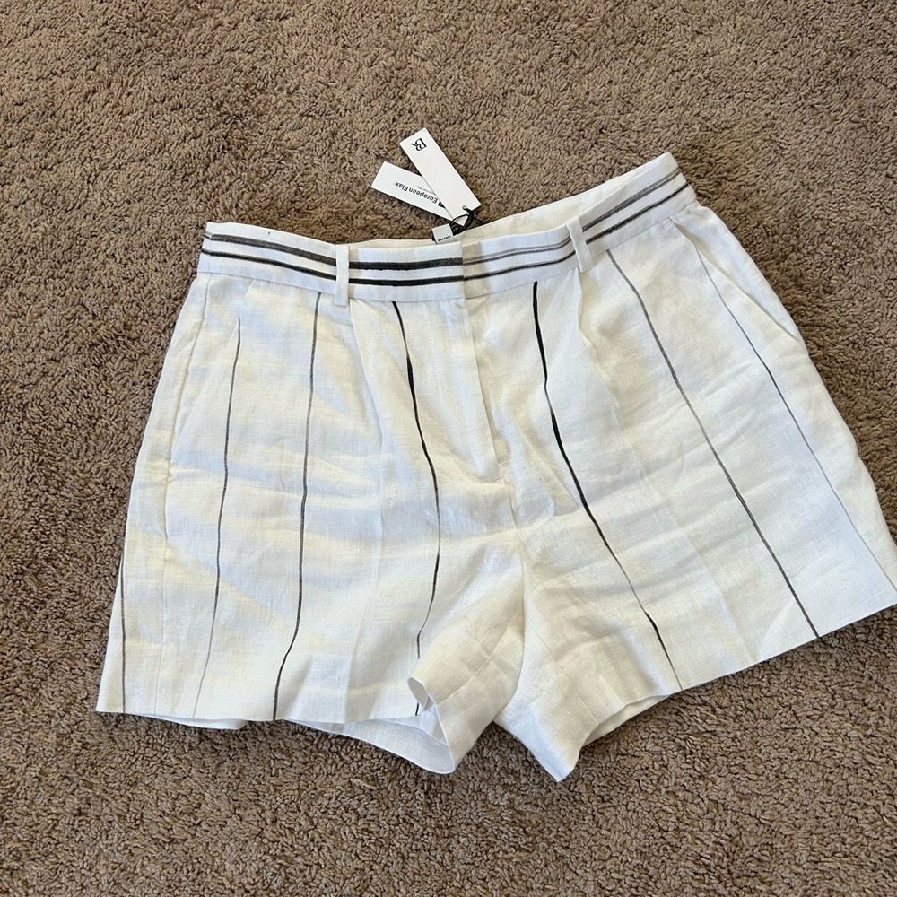 Banana republic new white black striped linen 4 inch shorts
